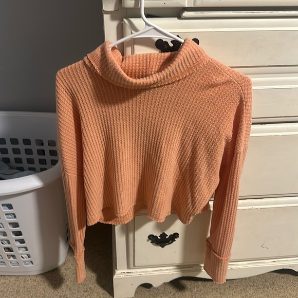 Coral cropped sweater - Picture 1 of 2